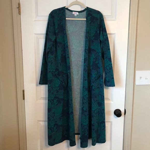 LuLaRoe Sweaters - 💕LuLaRoe Floral Sarah Sweater